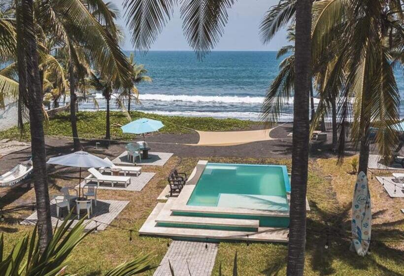 Lali Beach Hotel Boutique