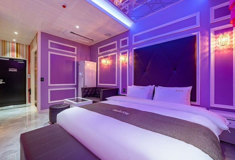 فندق على الطريق Goseong Luxury Hotel Signature