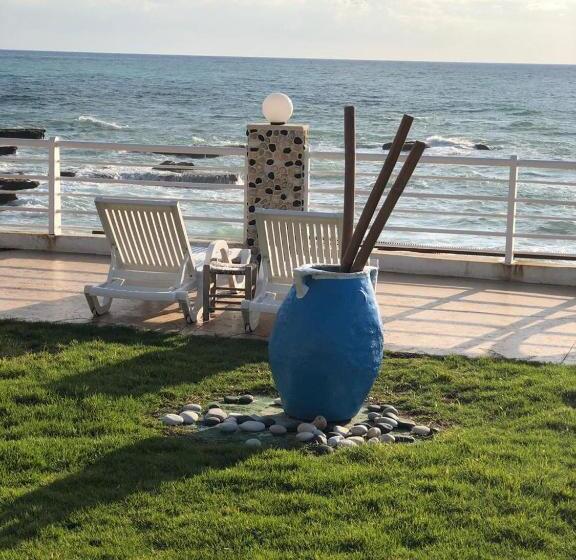 پانسیون Le Blanc Bleu