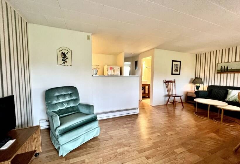 St Lawrence Motel