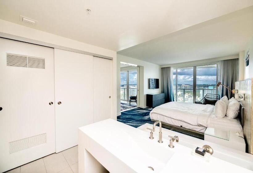 Beachfront Luxury 2br 2ba, Sleeps 6, Resort Access   Horizon By Homestakes