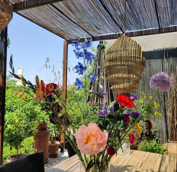مبيت وإفطار De Tuinkamer