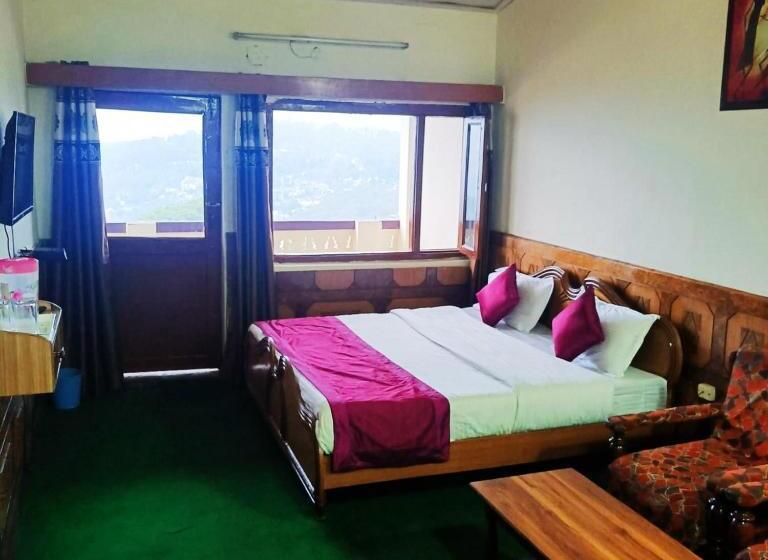 호텔 Grg Tribhuwan Ranikhet