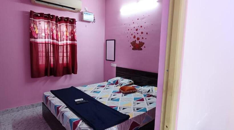 هتل Sea View Beach House