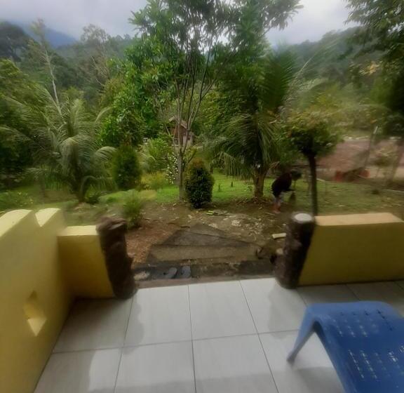 ペンション Barus Jungle View