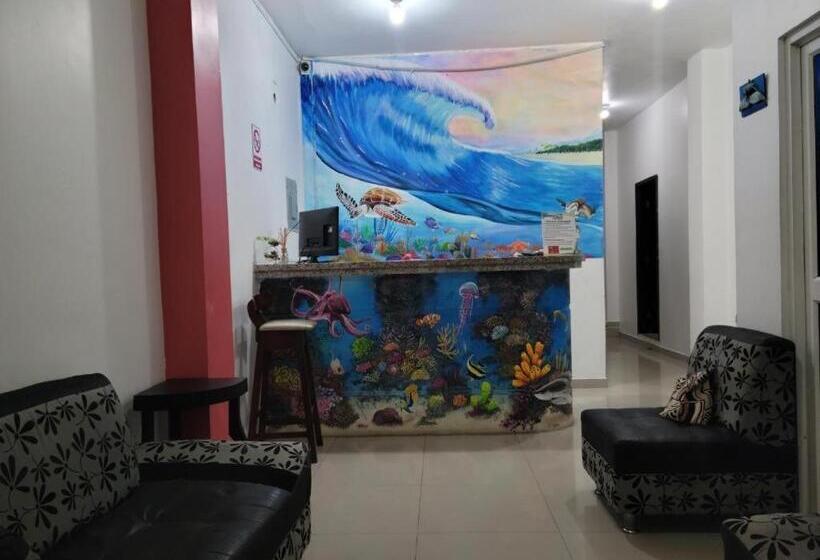 پانسیون Hostal Playa Imperial Manta