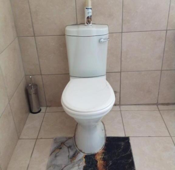 פנסיון The Good Life Royal Guest House