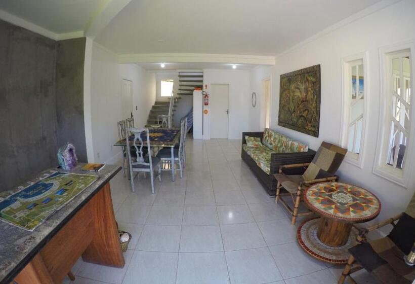 Quartos Privativos Pinheira   Hostel Pinheira