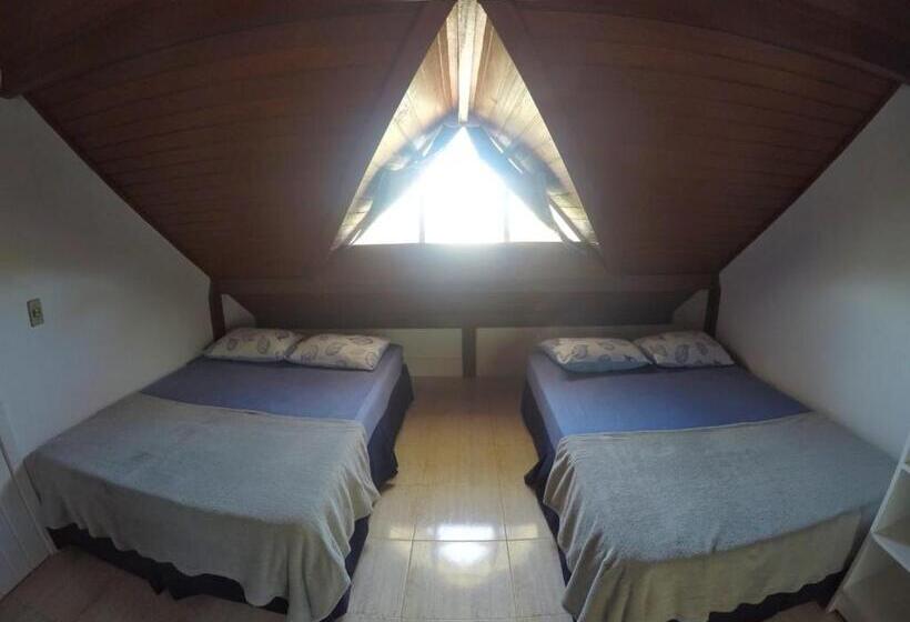 Quartos Privativos Pinheira   Hostel Pinheira