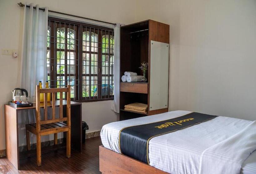 リゾートホテル Dhanrains Moonlight Retreat Cottages
