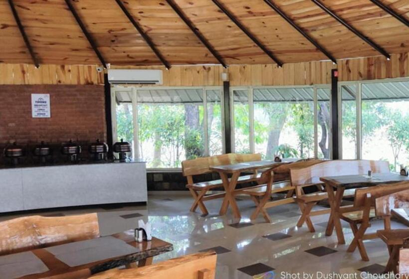 אתר נופש Justa Lazy Haven Corbett, Uttarakhand