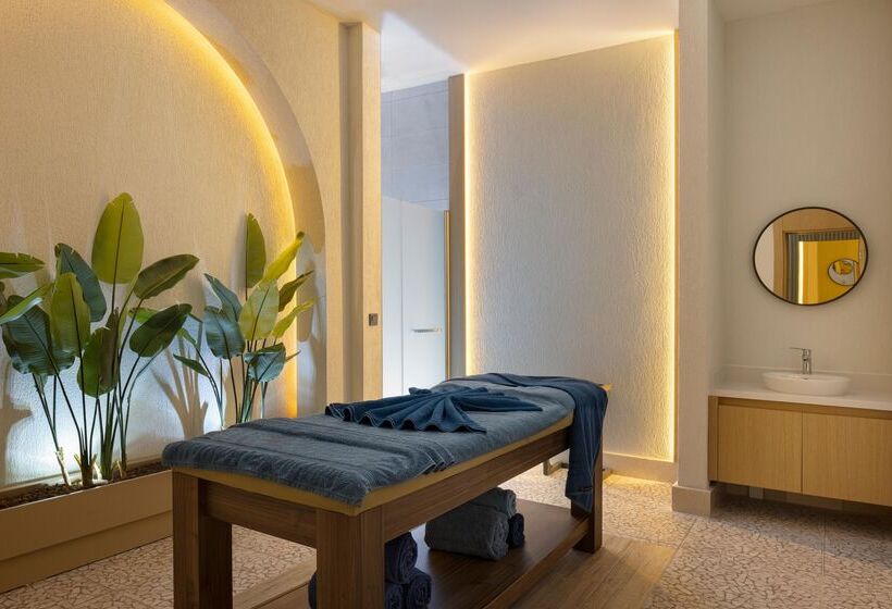 Arcanus Hotels Trendline Side
