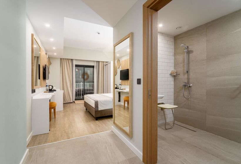 Arcanus Hotels Trendline Side