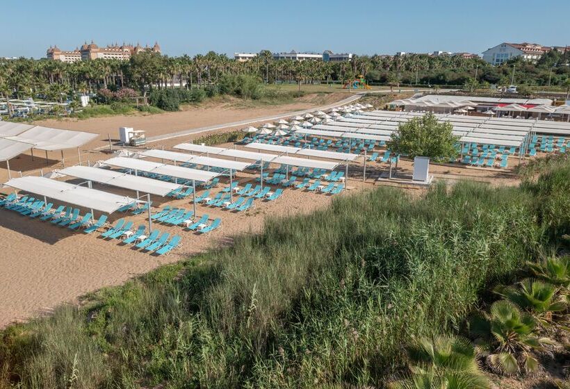 Arcanus Hotels Trendline Side