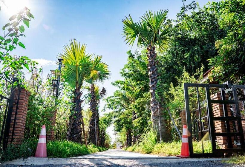 مبيت وإفطار Bat Rice Resort