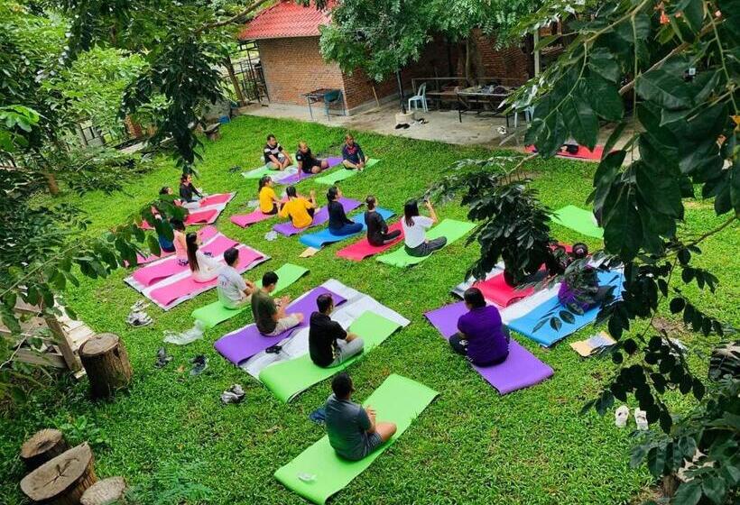 مبيت وإفطار Bat Rice Resort