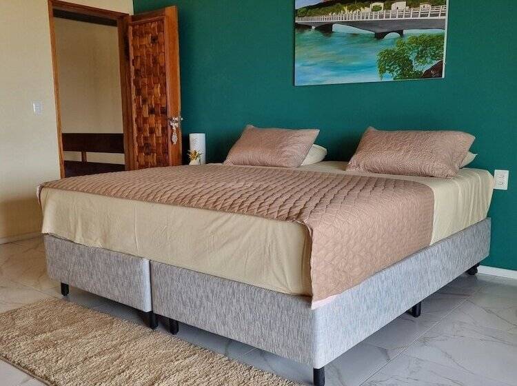 تختخواب و صبحانه Casa Ferreira Cumbuco