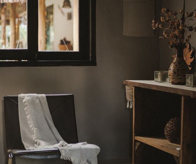 تختخواب و صبحانه Casa Sukha