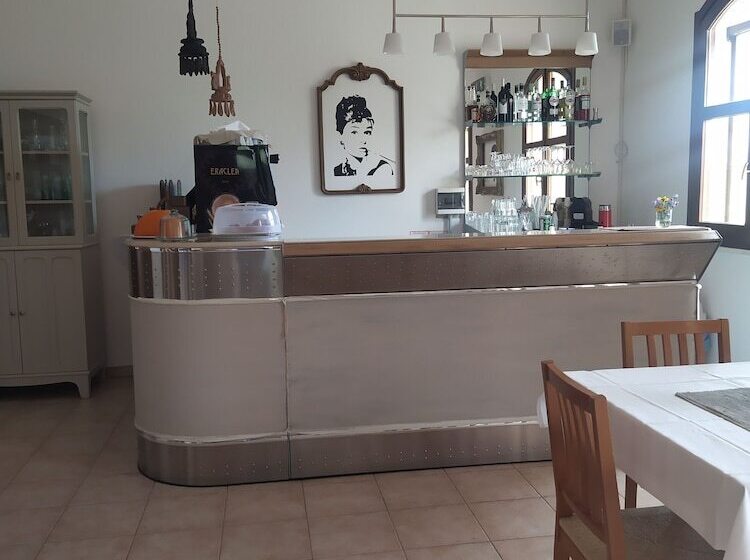 Room In B&b   Note Di Stelle Resort In Marrubiu Num01
