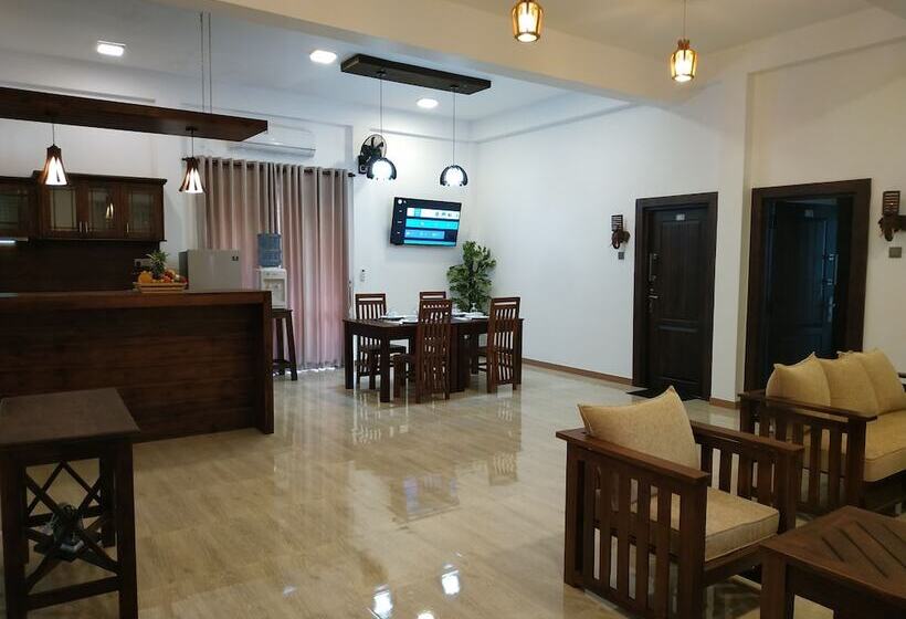 ベッドアンドブレックファースト Sigiriya Cashew Palace Resort