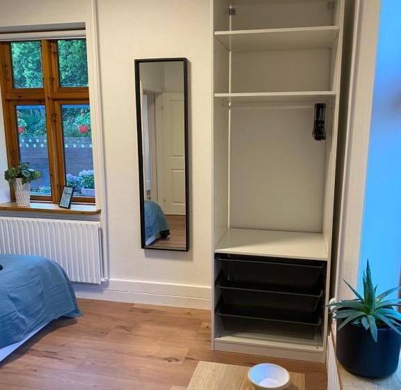 تختخواب و صبحانه Stay Billund