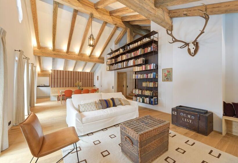 Chalet Silver Fox