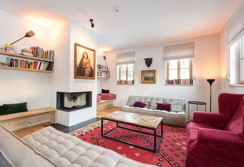 Chalet Silver Fox