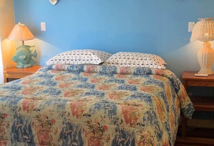 Coral Cove Inn