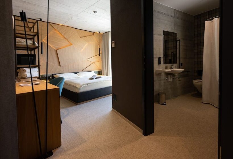 فندق فئة نجمة واحدة 6532 Smart Hotel   Self Check In
