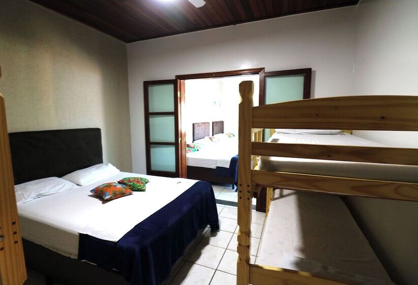 簡易ホテル Pousada Praia Mongaguá