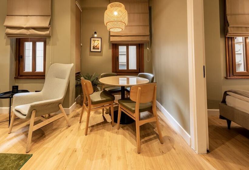 هتل Bguest Pera Suites