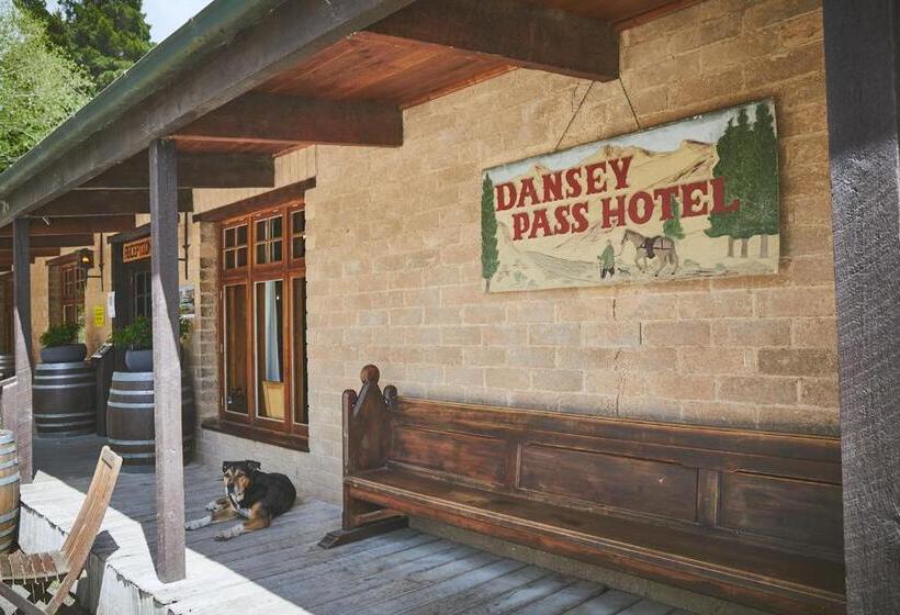בית מלון כפרי The Danseys Pass