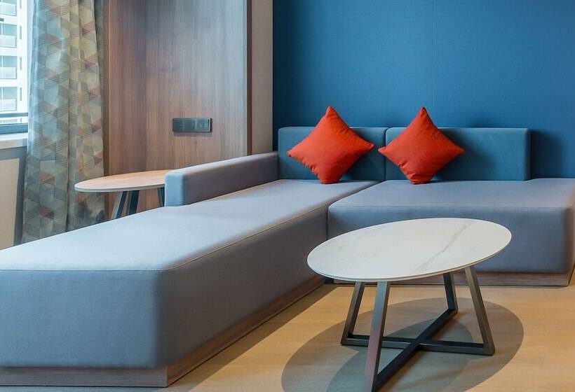 酒店 Holiday Inn Express Jiangmen East Station, An Ihg