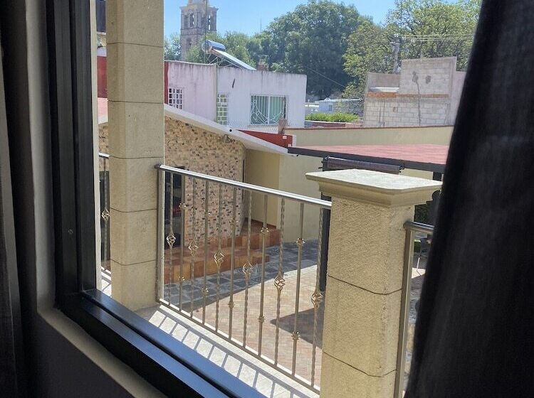 فندق Mesón Santa Rosa