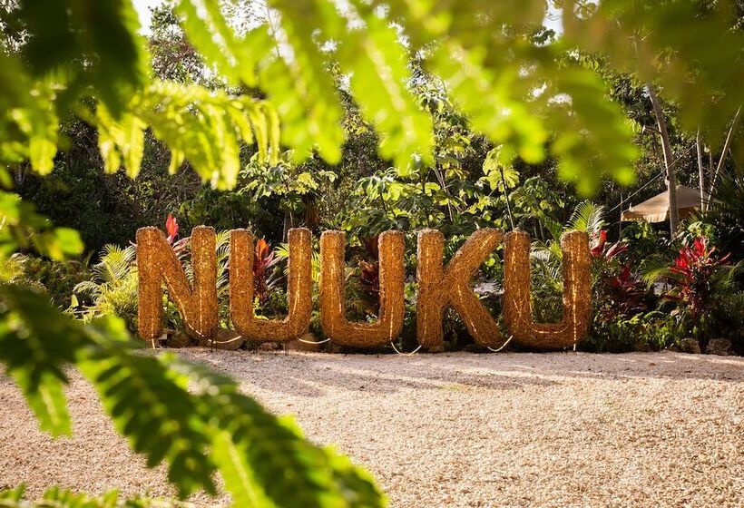 فندق Nuuku