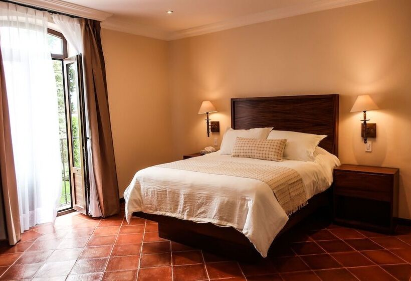 فندق Paseo Santiago