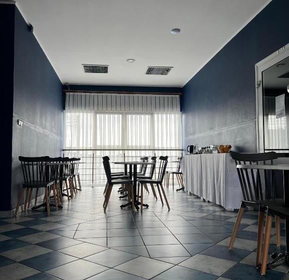 酒店 Safir Babice