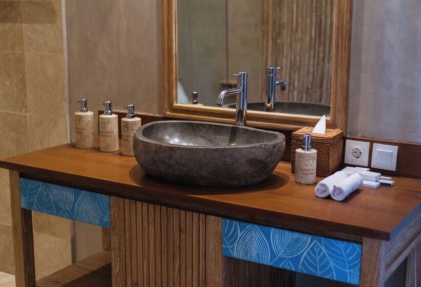 ホテル The Sankara Beach Resort   Nusa Penida