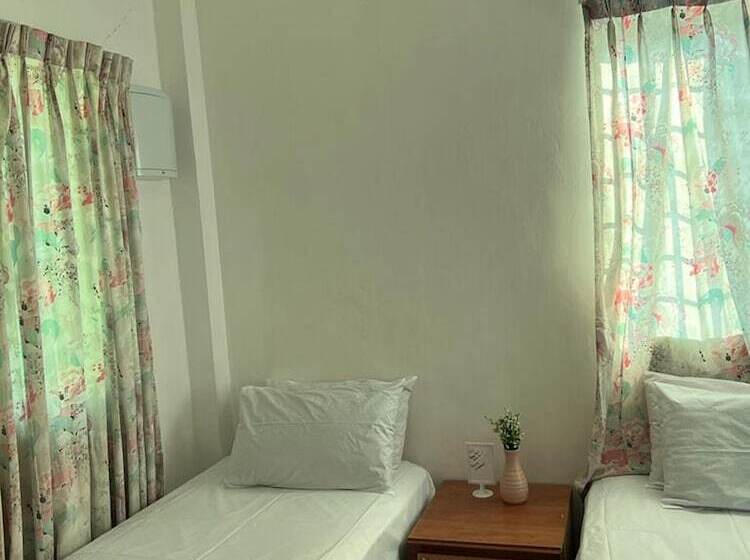 Motel Merak By Oyo