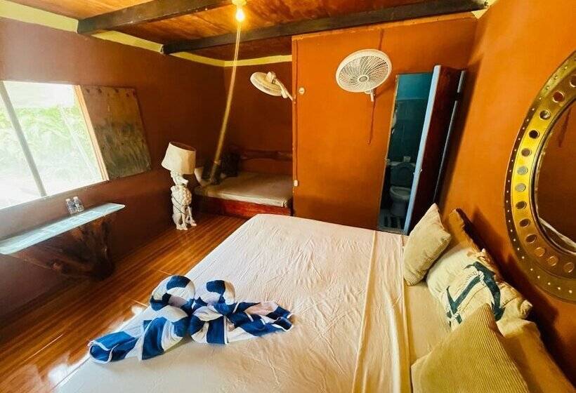 بنسيون Casa Neptuno