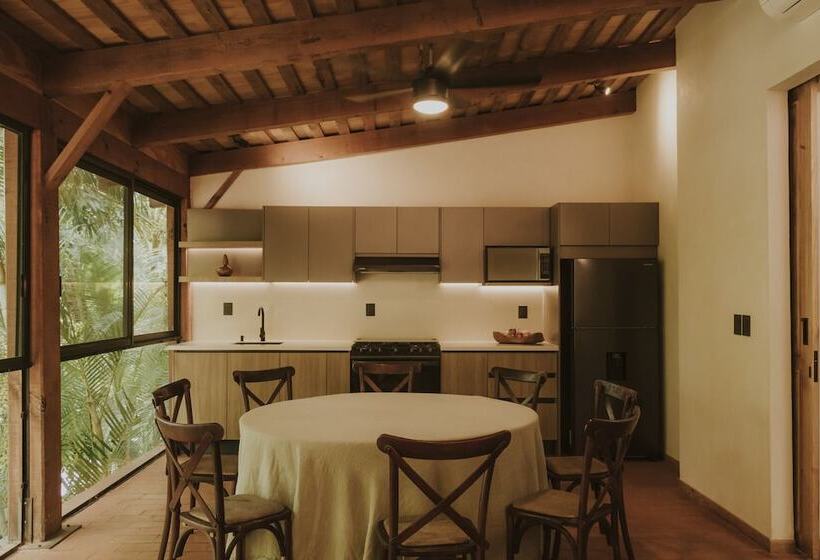 بنسيون Las Haditas