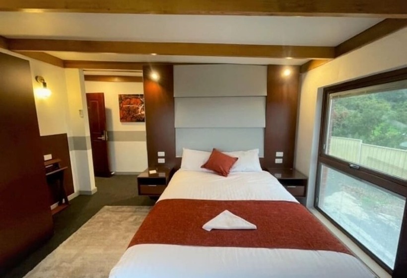 پانسیون Oakleigh House