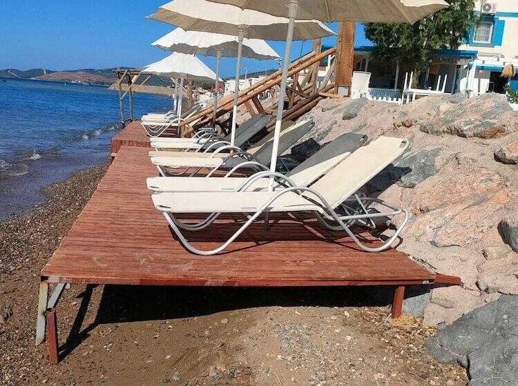 تختخواب و صبحانه Apelles Butik Otel