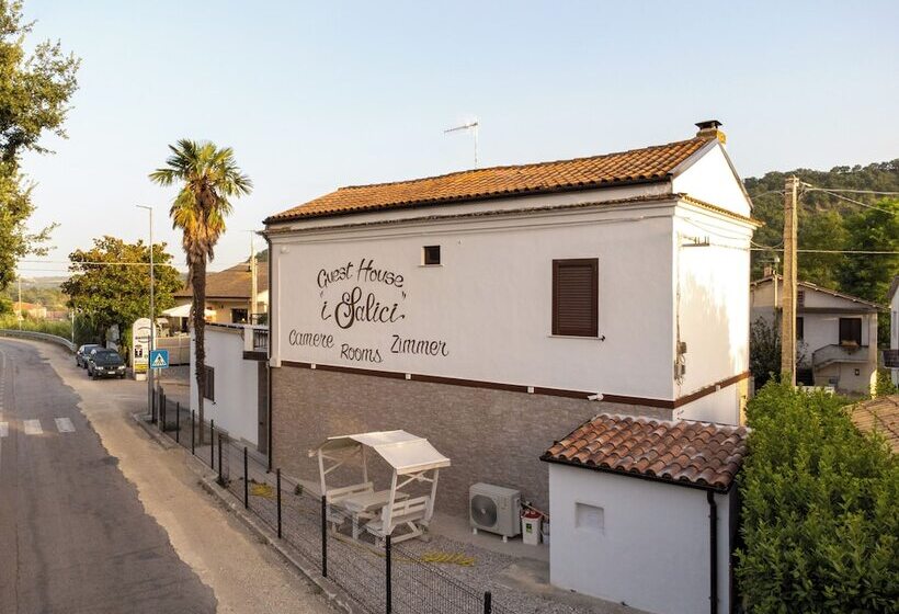 مبيت وإفطار Guest House   I Salici
