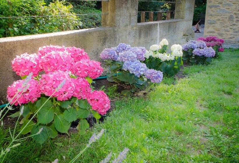 住宿加早餐  La Jourdane