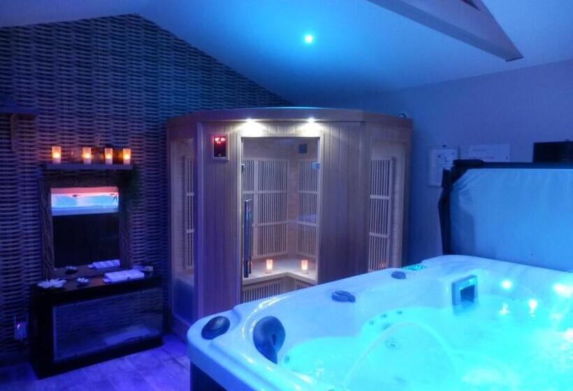 ベッドアンドブレックファースト Suite Luxe Avec Sauna Et Jacuzzi Privée