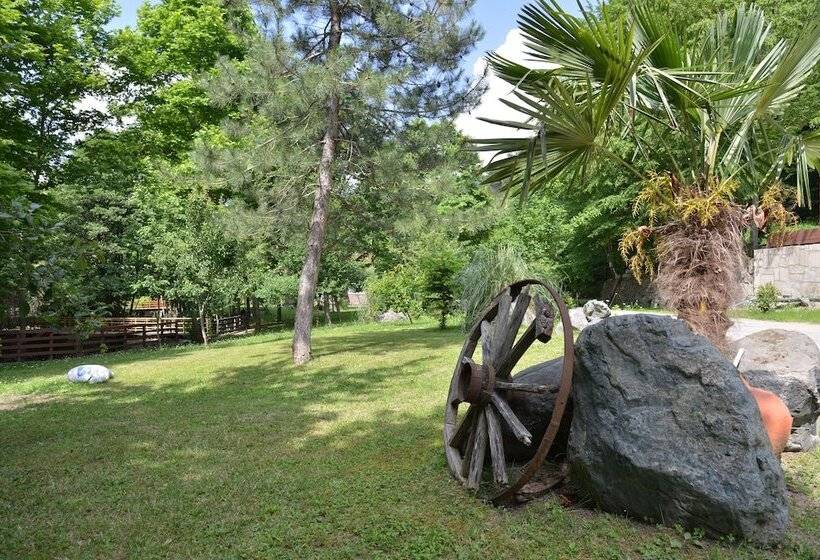 Feel & Live Hotel Villas Restaurant