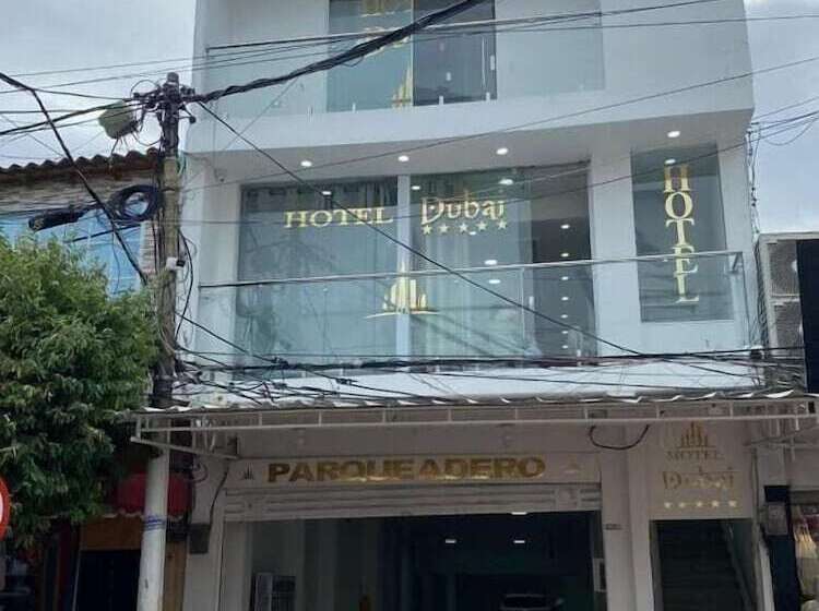 هتل Dubai Curumani