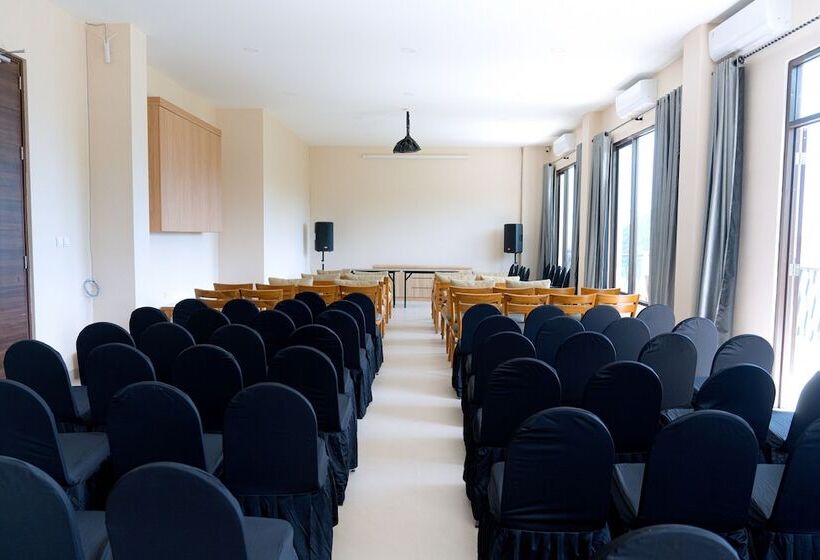 هتل Flamingo Bajo Waecicu