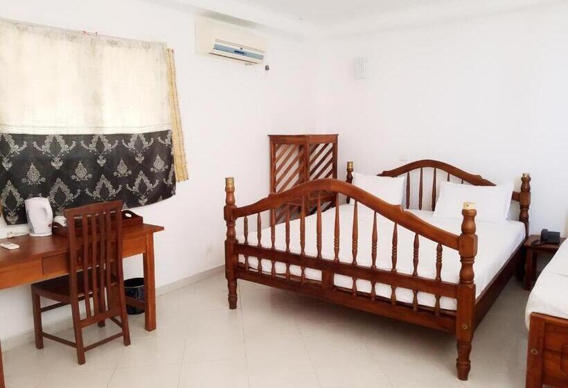 ホテル Mirissa Heights